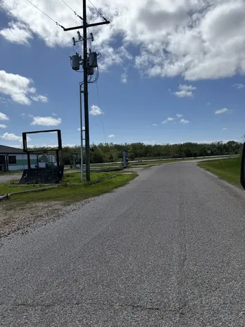 01 W Bayshore Road Oak Island TX 77514