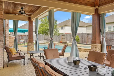 8111 Highland Green Drive Sugar Land TX 77479
