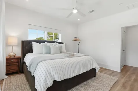 4712 Avenue Q Galveston TX 77551