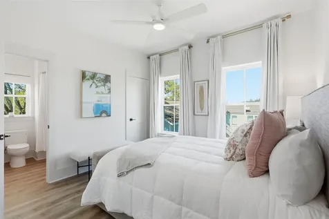 4712 Avenue Q Galveston TX 77551