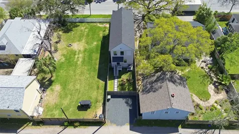 4712 Avenue Q Galveston TX 77551