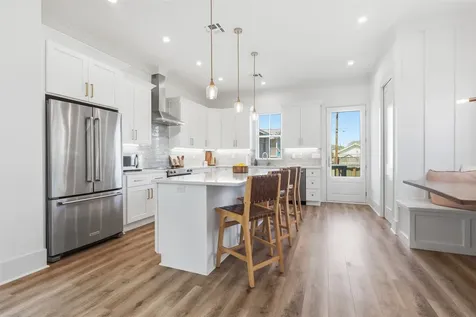 4712 Avenue Q Galveston TX 77551