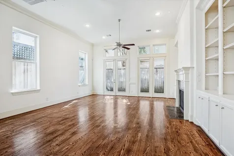 1407 Knox Street Houston TX 77007