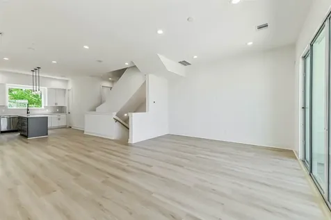 5703 Balbo Street F Houston TX 77091