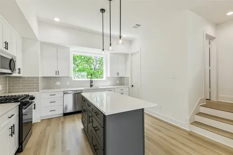 5703 Balbo Street F Houston TX 77091