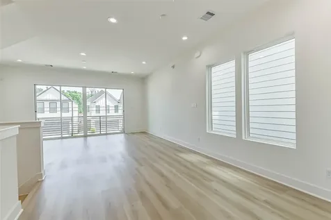 5703 Balbo Street F Houston TX 77091