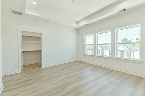 5703 Balbo Street F Houston TX 77091