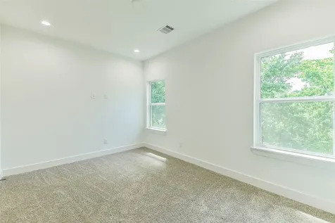 5703 Balbo Street F Houston TX 77091