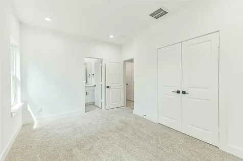 5703 Balbo Street F Houston TX 77091