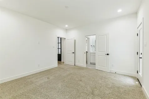 5703 Balbo Street F Houston TX 77091