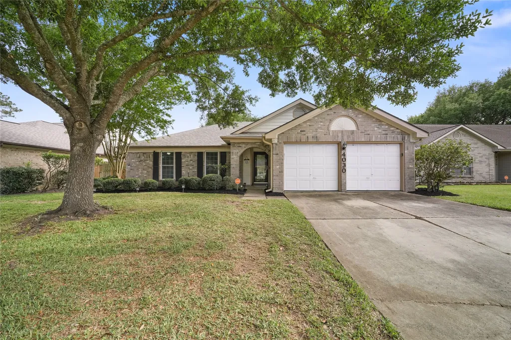 4030 Bentley Drive Pearland TX 77584
