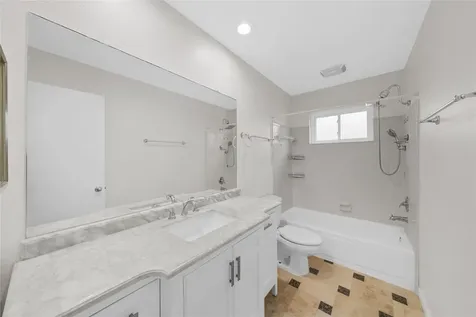 4030 Bentley Drive Pearland TX 77584