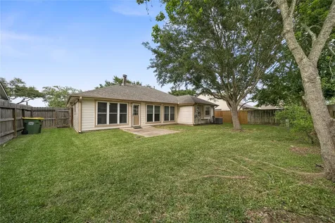 4030 Bentley Drive Pearland TX 77584
