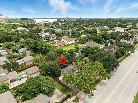 6305 S Rice Avenue Bellaire TX 77401