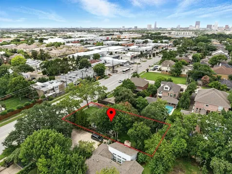 6305 S Rice Avenue Bellaire TX 77401
