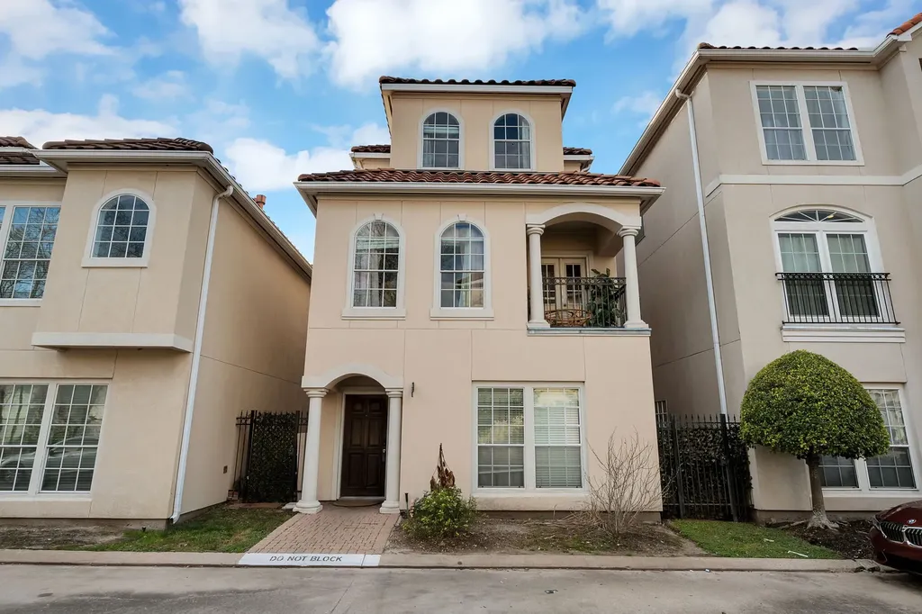 7250 Harmony Cove Houston TX 77036