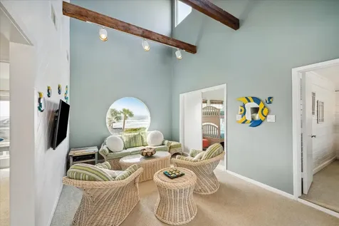 4211 Long Tom Court Galveston TX 77554