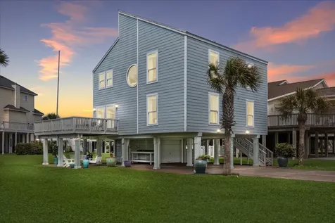 4211 Long Tom Court Galveston TX 77554