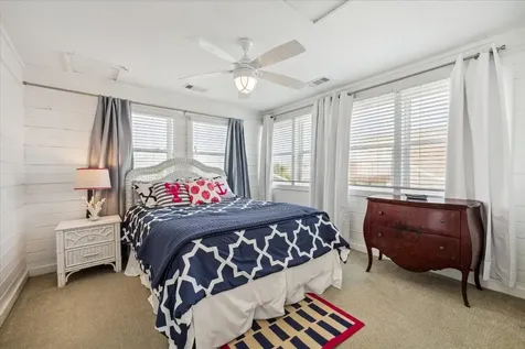 4211 Long Tom Court Galveston TX 77554