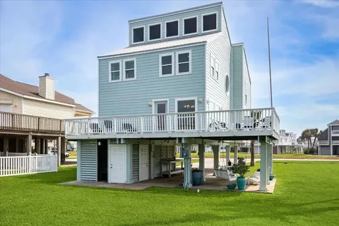4211 Long Tom Court Galveston TX 77554