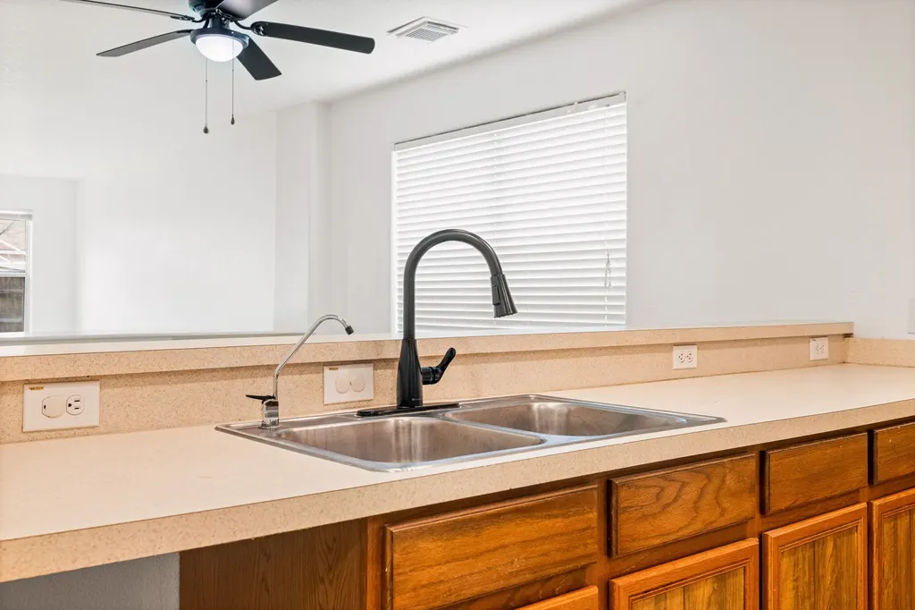 9027 Timber Laurel San Antonio TX 78250