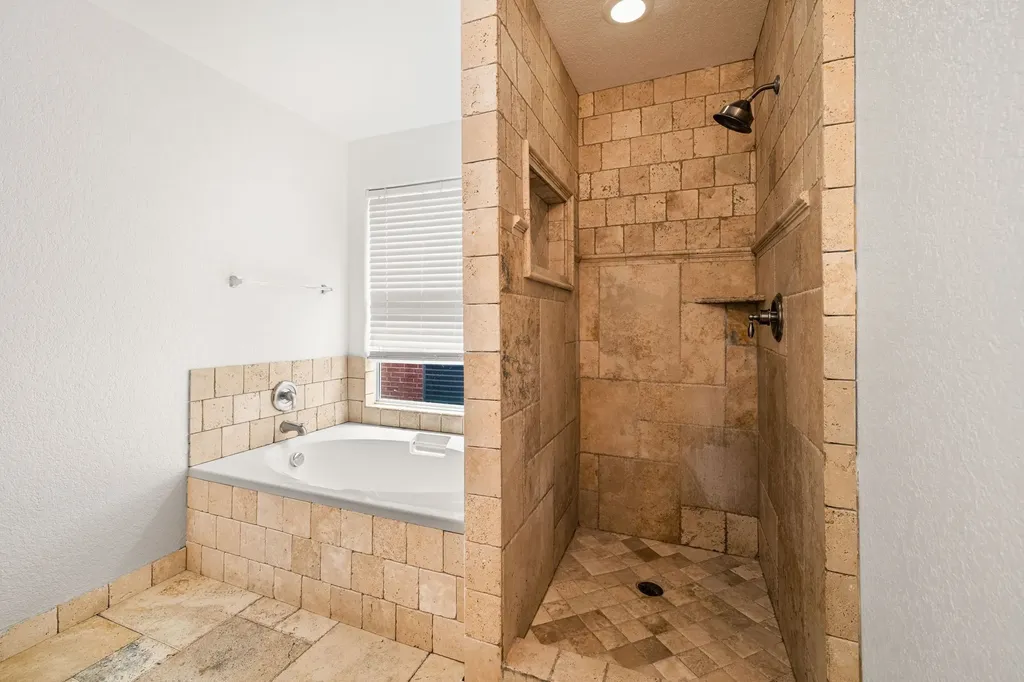 9027 Timber Laurel San Antonio TX 78250