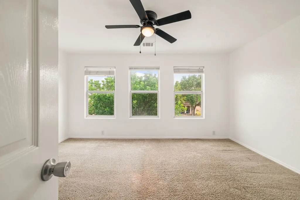 9027 Timber Laurel San Antonio TX 78250