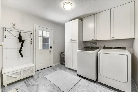 11715 Cypresswood Drive Houston TX 77070