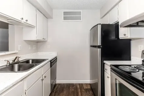 10402 Sandpiper Drive 2 -20 Houston TX 77096