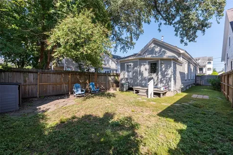 2011 Decatur Street Houston TX 77007