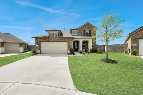 4610 Presario Drive Fresno TX 77545