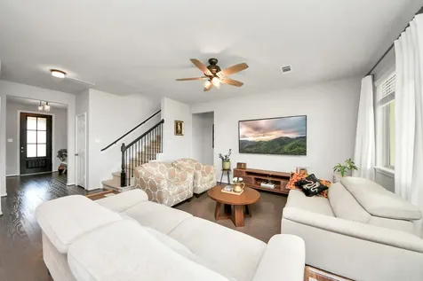 4610 Presario Drive Fresno TX 77545