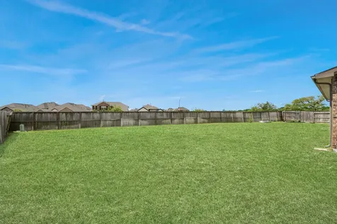 4610 Presario Drive Fresno TX 77545