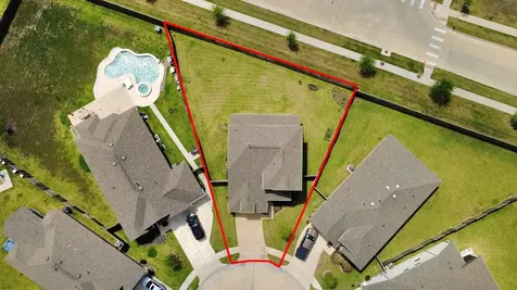 4610 Presario Drive Fresno TX 77545