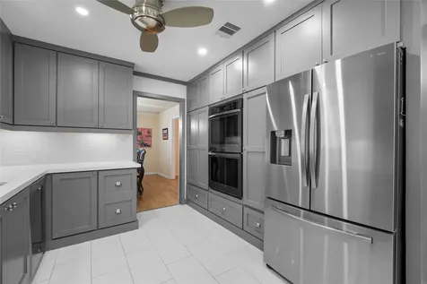 7615 Del Rey Lane Houston TX 77071
