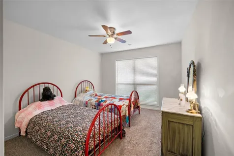 7615 Del Rey Lane Houston TX 77071