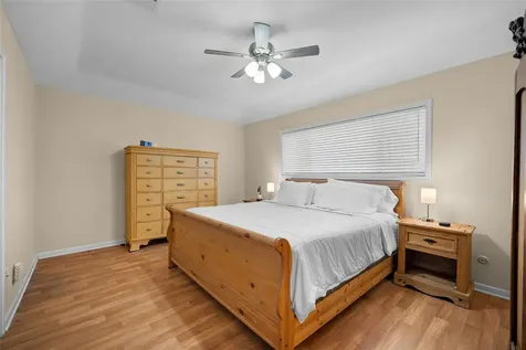 7615 Del Rey Lane Houston TX 77071