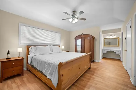 7615 Del Rey Lane Houston TX 77071
