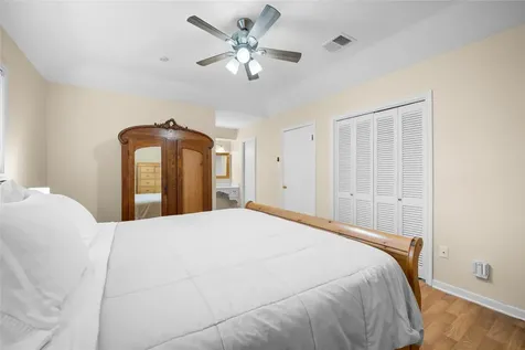 7615 Del Rey Lane Houston TX 77071
