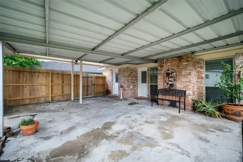 7615 Del Rey Lane Houston TX 77071