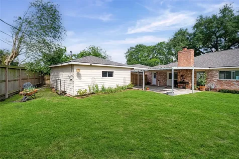 7615 Del Rey Lane Houston TX 77071