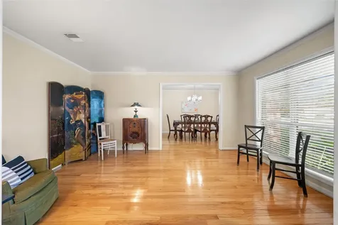7615 Del Rey Lane Houston TX 77071