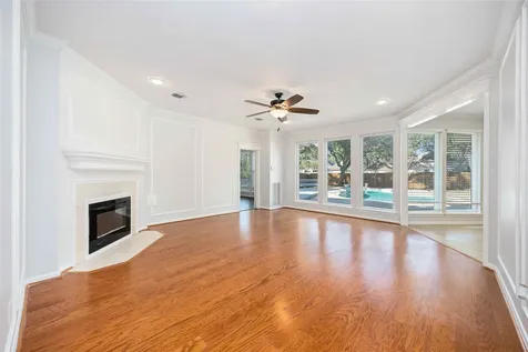 5211 Gladehill Drive Houston TX 77345