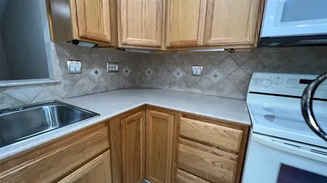 6615 Deer Ridge Lane Houston TX 77086