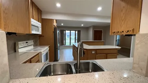 6615 Deer Ridge Lane Houston TX 77086