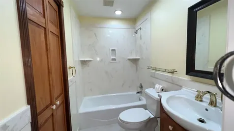 6615 Deer Ridge Lane Houston TX 77086