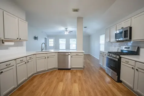 7843 Crescent Village Lane Richmond TX 77407