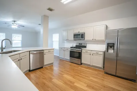 7843 Crescent Village Lane Richmond TX 77407