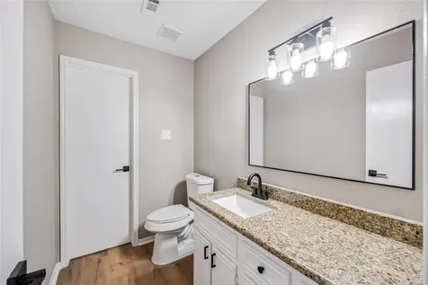 13852 Hollowgreen Drive 303/5 Houston TX 77082