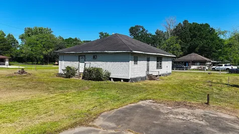 270 S 9th Street Silsbee TX 77656